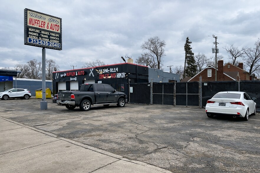 More Photos Of , Detroit Unknown For Sale