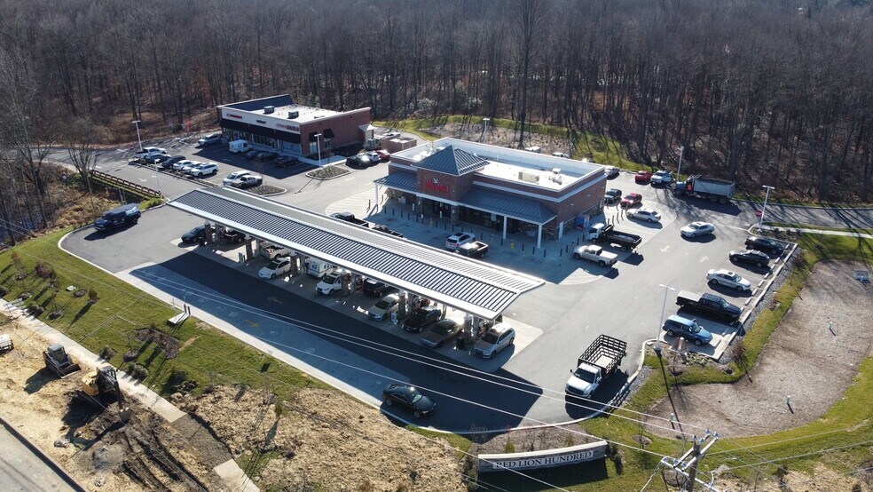 Primary Photo Of 3601 Wrangle Hill Rd, Bear Freestanding For Lease