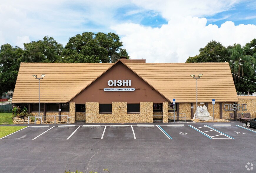 Primary Photo Of 5800 34th St N, Saint Petersburg Restaurant For Sale