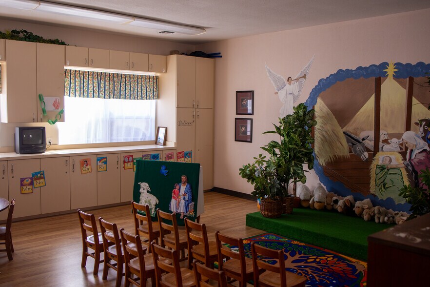 More Photos Of 746 Formosa Ave, Winter Park Religious Facility For Lease