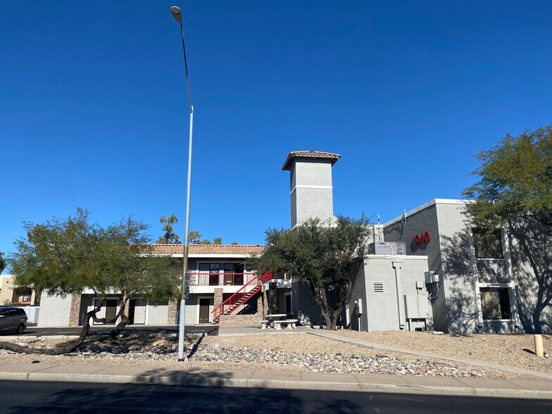 More Photos Of 1940 E Thunderbird Rd, Phoenix Medical For Lease