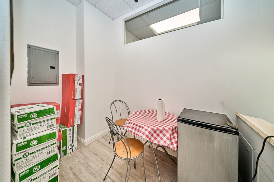 More Photos Of 308 S 1st Ave, Arcadia Apartments For Sale