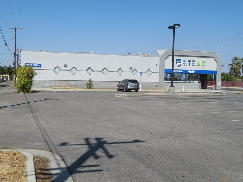 More Photos Of 1425 S H St, Bakersfield Freestanding For Sale