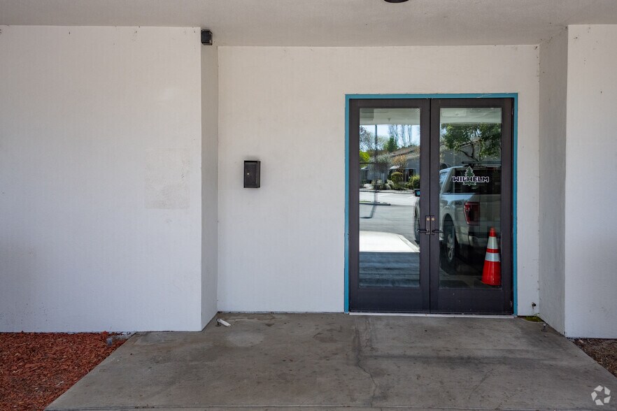 More Photos Of 181 Lynch Creek Way, Petaluma Loft Creative Space For Lease