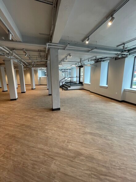 More Photos Of 1962 Beacon St, Brighton Apartments For Sale