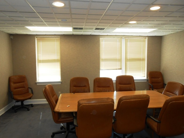More Photos Of 15 S Gordons Aly, Atlantic City Apartments For Sale