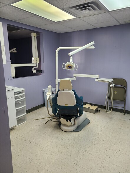 More Photos Of 4235 W Armitage Ave, Chicago General Retail For Sale