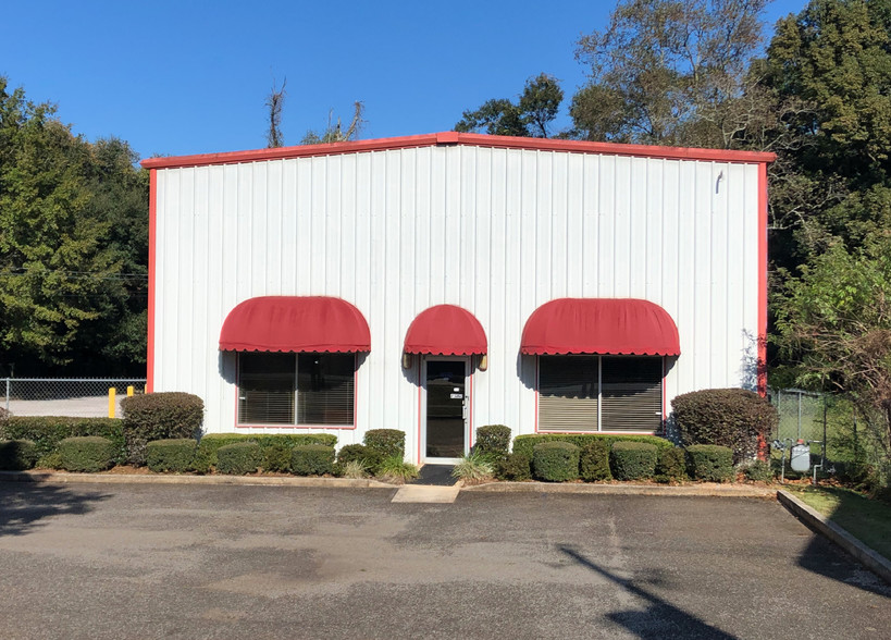 Primary Photo Of 4110 Moffett Rd, Mobile Service For Lease