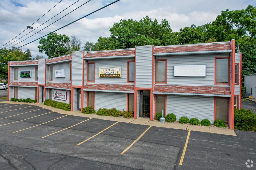 Primary Photo Of 259-263 Pittsburgh Rd, Butler Office Residential For Lease