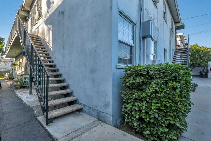 More Photos Of 6308 Coldwater Canyon Ave, North Hollywood Apartments For Sale