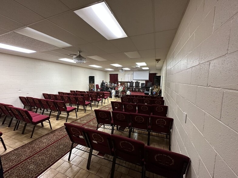 More Photos Of 605 Barataria Blvd, Marrero Loft Creative Space For Sale