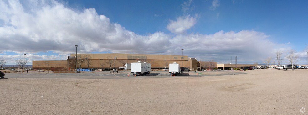 More Photos Of 9201 S Pan American Fwy NE, Albuquerque Manufacturing For Sale