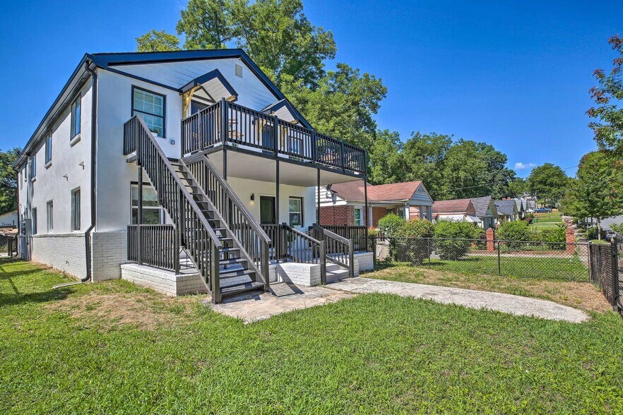 Primary Photo Of 1026 Ashby Grv SW, Atlanta Apartments For Sale