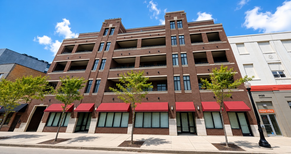 More Photos Of 4420-4428 N Clark St, Chicago Apartments For Sale