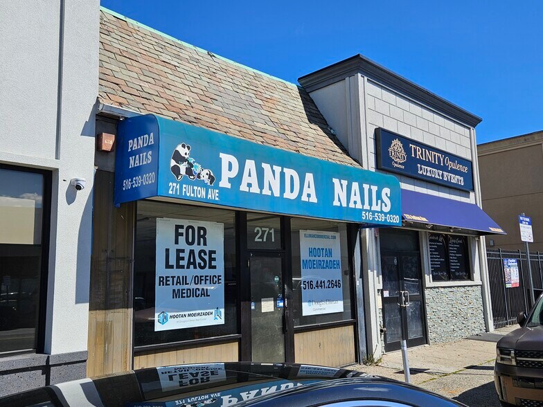 Primary Photo Of 271-273 Fulton Ave, Hempstead Restaurant For Lease