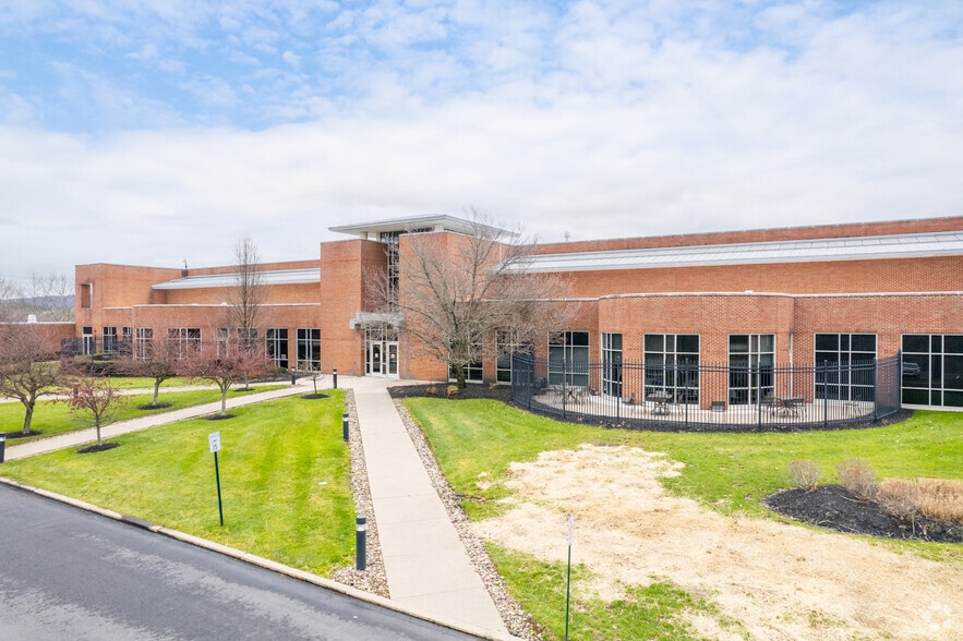 More Photos Of 220 Lasley Ave, Wilkes-Barre Office For Sale