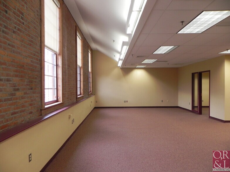 More Photos Of 55 Main St, Enfield Office For Lease