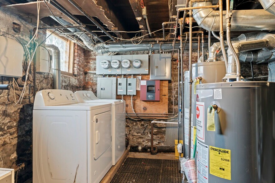 More Photos Of 2626 E Allegheny Ave, Philadelphia Office Residential For Sale