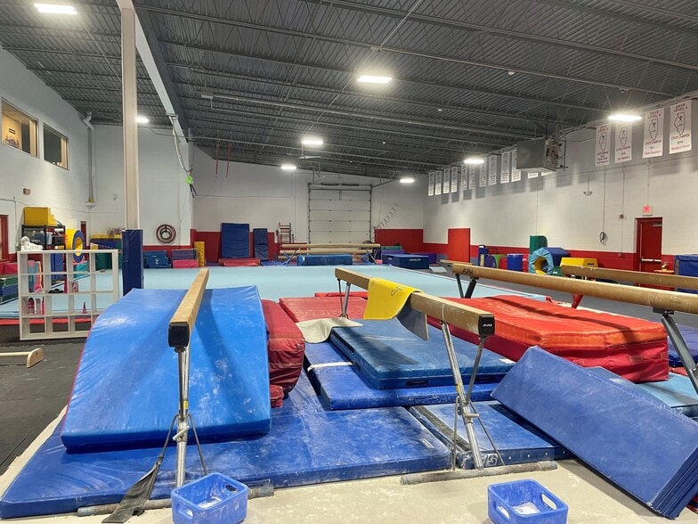 More Photos Of 27825 Irma Lee Cir, Lake Forest Warehouse For Sale