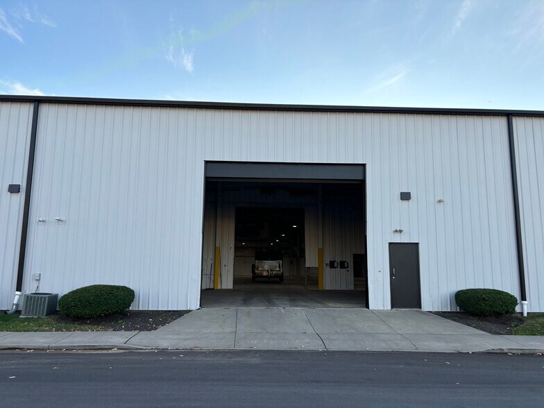 More Photos Of 200 W 8th St, Lansdale Manufacturing For Lease