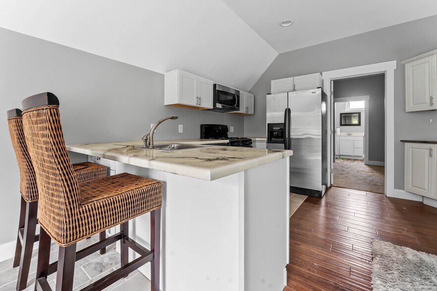 More Photos Of 429 Fairchance Rd., Morgantown Warehouse For Lease