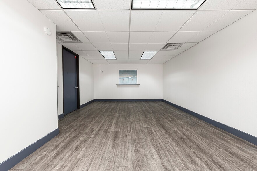 More Photos Of 310 E Palmdale Blvd, Palmdale Medical For Sale