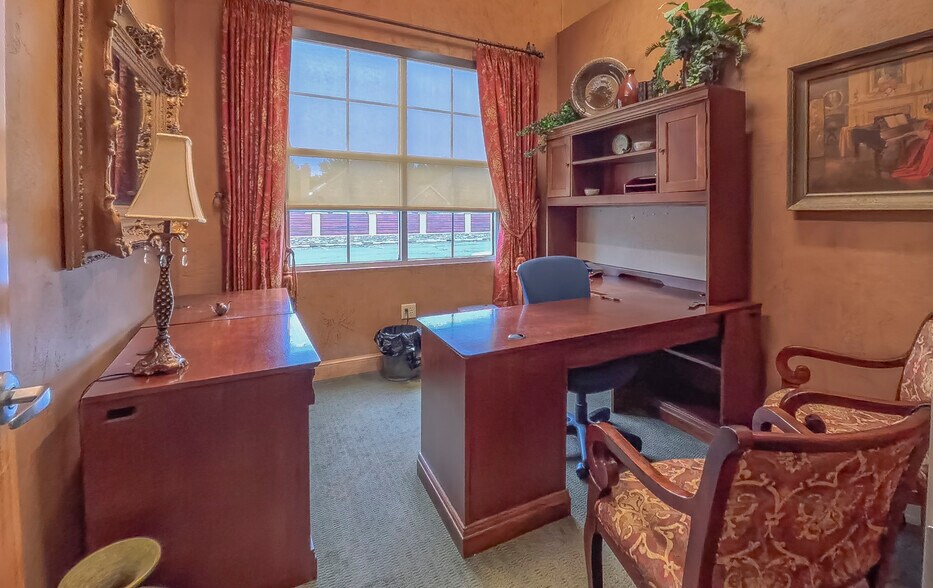 More Photos Of 7901 SW 45th Ave, Amarillo Office For Lease