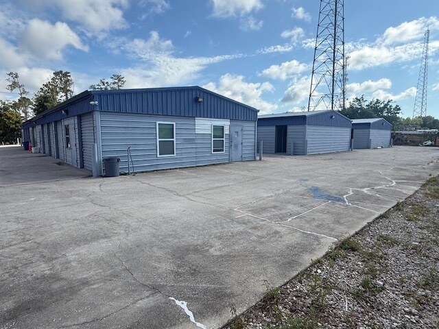 More Photos Of 14 Utility Dr, Palm Coast Industrial For Lease
