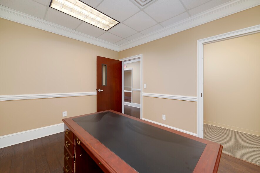 More Photos Of 4611 Ivey Dr, Macon-Bibb Office For Lease