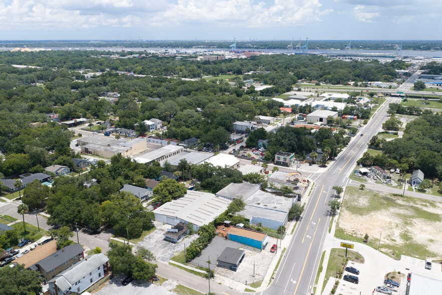 More Photos Of 1817 Florida Ave, Jacksonville Warehouse For Sale