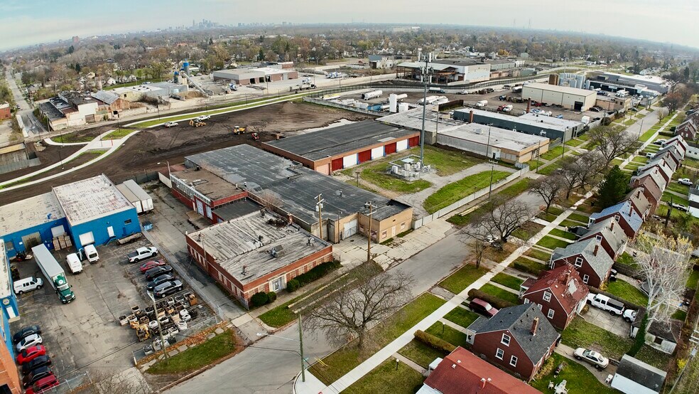 More Photos Of 9174 Roselawn St, Detroit Industrial For Sale