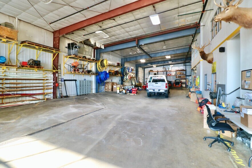 More Photos Of 11420 Dandar St, Galena Industrial For Sale