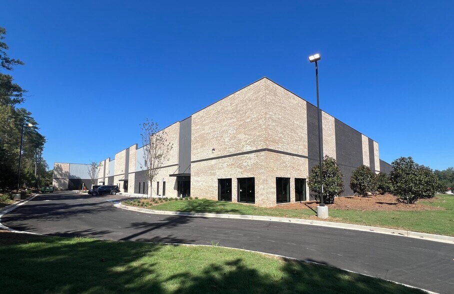 Primary Photo Of 1001 Moba Dr, Peachtree City Warehouse For Lease