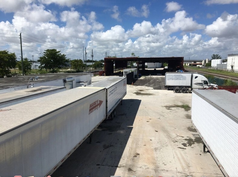 More Photos Of 1001 NW 72nd St, Miami Warehouse For Lease