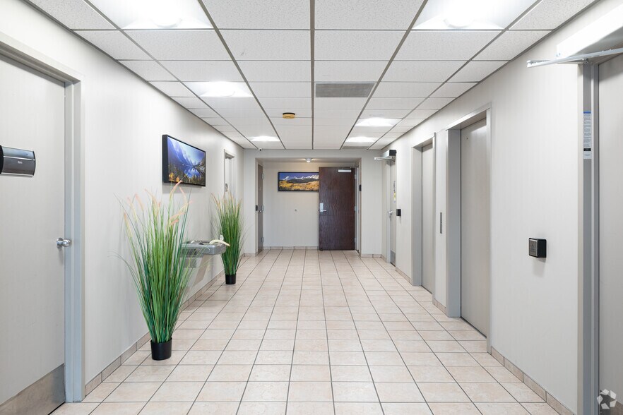 More Photos Of 3190 S Wadsworth Blvd, Lakewood Office For Lease