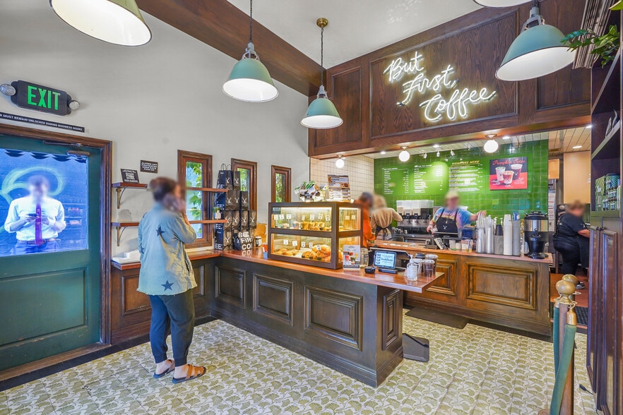 More Photos Of 12073-12077 Ventura Pl, Studio City Storefront Retail Residential For Sale