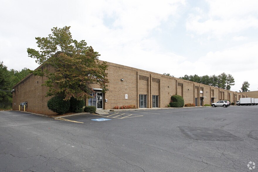 More Photos Of 500-530 Interchange Dr SW, Atlanta Warehouse For Lease