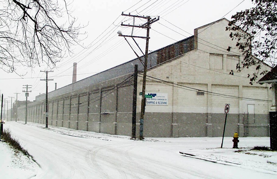 More Photos Of 3401 Martin Rd, Detroit Warehouse For Sale