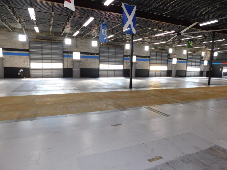 More Photos Of 5145 Commercial Dr, Melbourne Warehouse For Lease