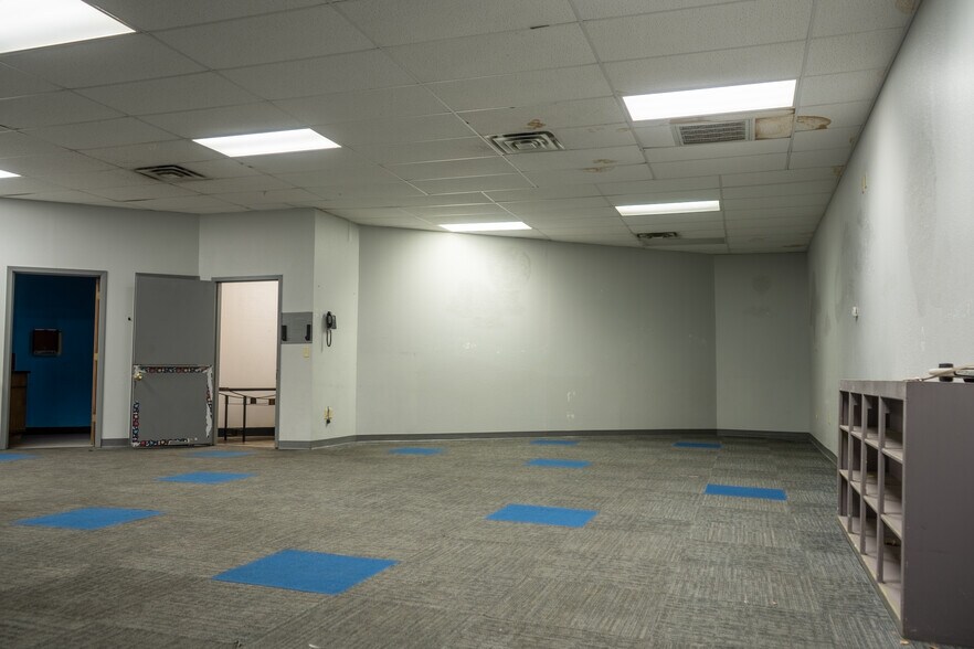 More Photos Of 3000 Blackburn St, Amarillo General Retail For Sale