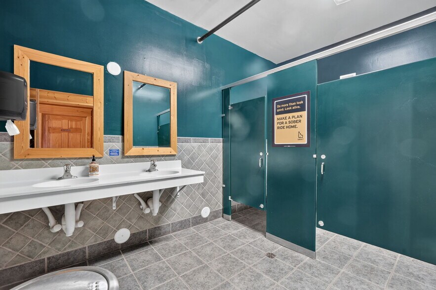 More Photos Of 615 S 1st Ave, Pocatello Restaurant For Sale