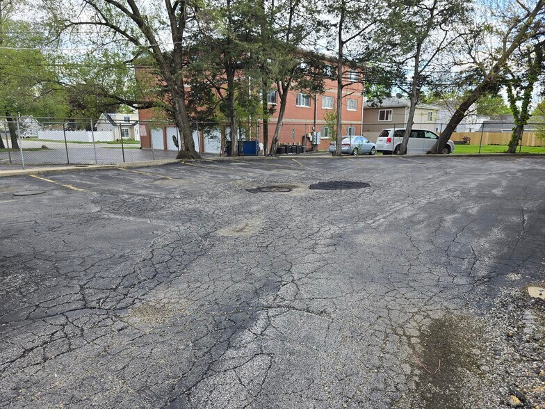 More Photos Of 9629 S Southwest Hwy, Oak Lawn Medical For Sale