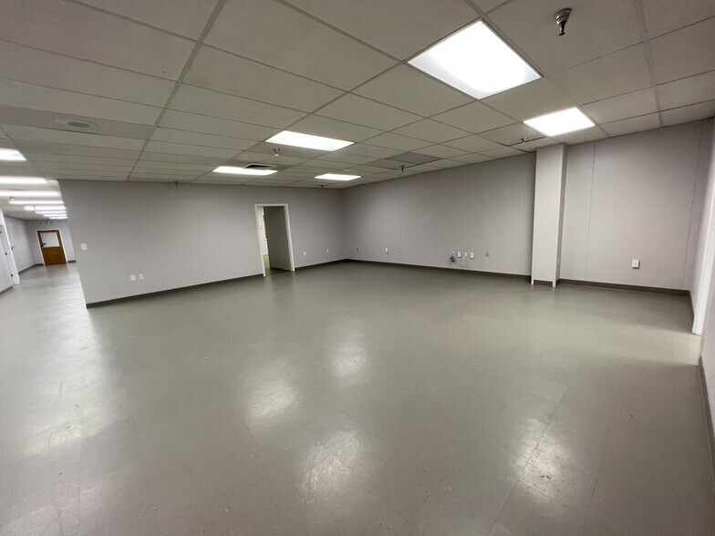 More Photos Of 3706 Crondall Ln, Owings Mills Flex For Lease