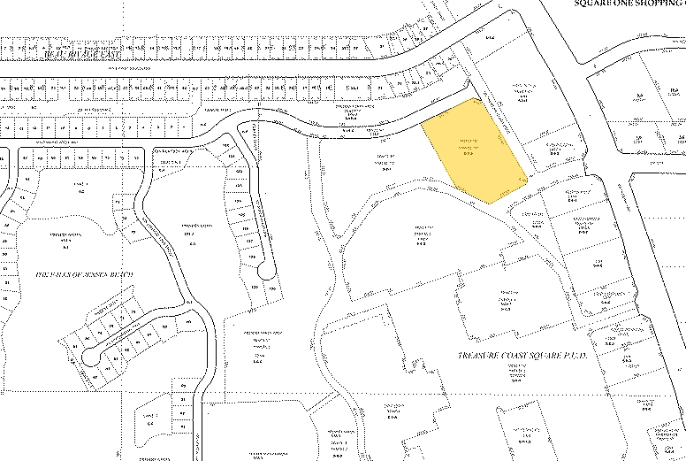 More Photos Of 2751 NW Mall Cir, Jensen Beach Department Store For Sale