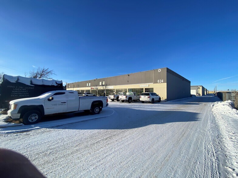 More Photos Of 624 Beaver Dam Rd NE, Calgary Warehouse For Sale