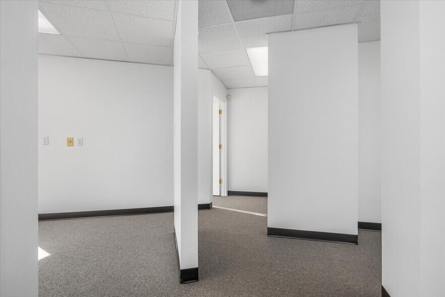 More Photos Of 478 Torrey St, Brockton Medical For Sale