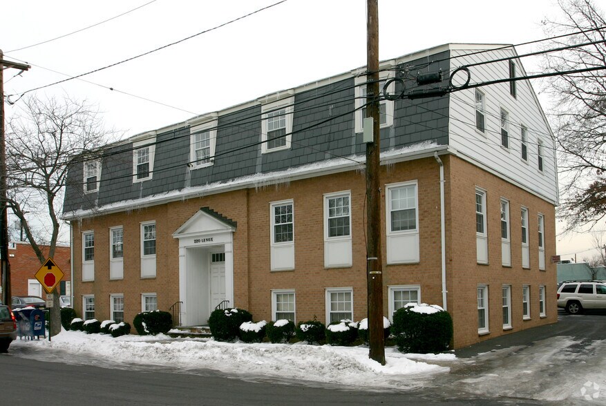 More Photos Of 220 Lenox Ave, Westfield Office For Lease