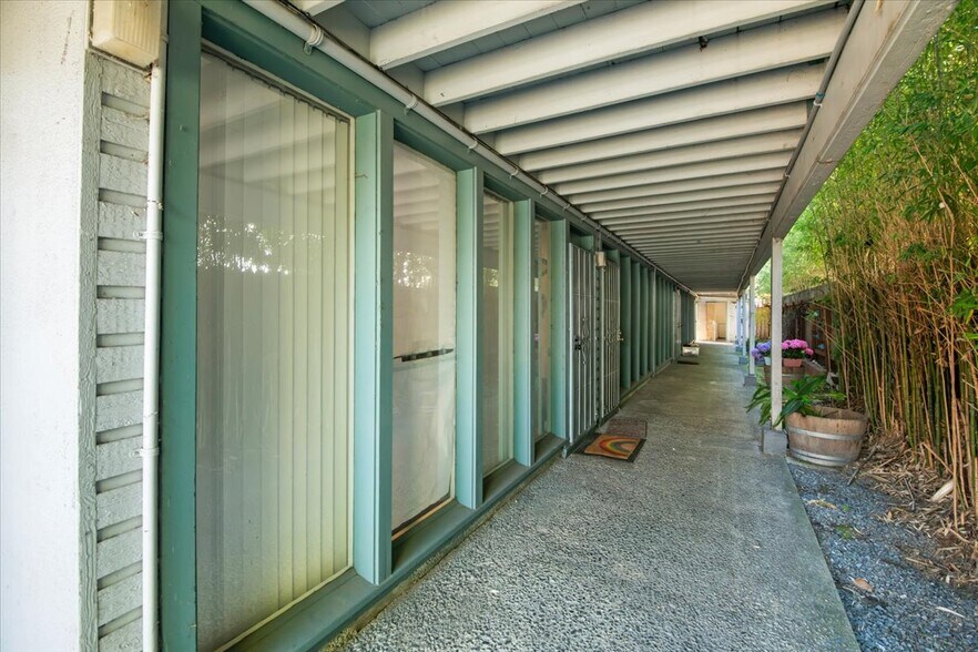 More Photos Of 4121 Opal St, Oakland Apartments For Sale