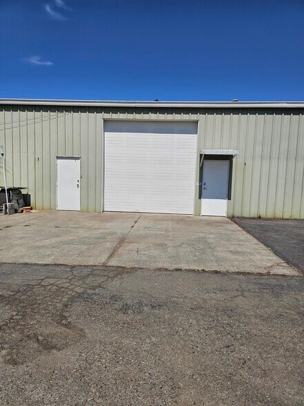 More Photos Of 20346 8th St E, Sonoma Industrial For Lease