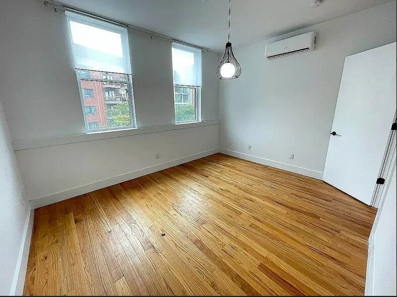 More Photos Of 363 Neptune Ave, Brooklyn Apartments For Sale